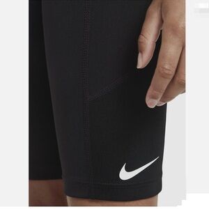 Nike girls tight fit black bike short